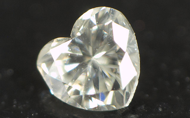 ダイヤモンドルース画像