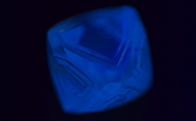 ダイヤモンド原石ルース画像