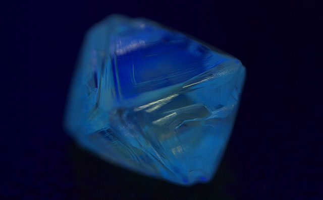 ダイヤモンド原石ルース画像