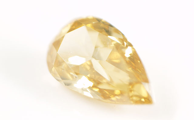 イエローダイヤモンドルース画像