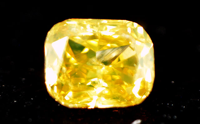 天然(ナチュラル)イエローダイヤモンド画像