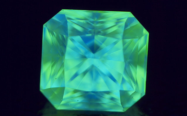 0.184ct LIGHT.GREEN,I1,OV グリーンダイヤモンドルース