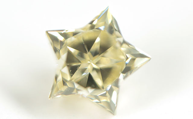 スターブリリアントカット(星型)ダイヤモンド画像