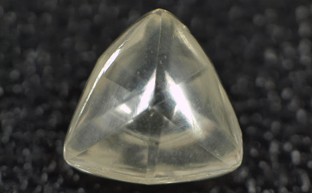 マクル・ダイヤモンド原石ルース画像