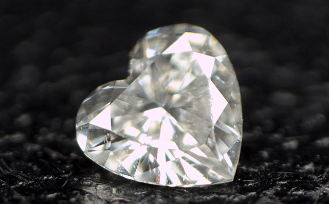 ダイヤモンドルース画像