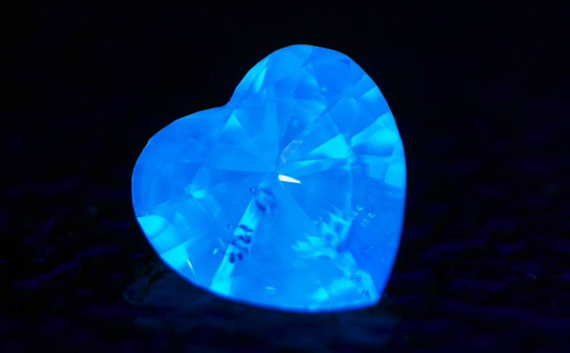 ダイヤモンドルース画像