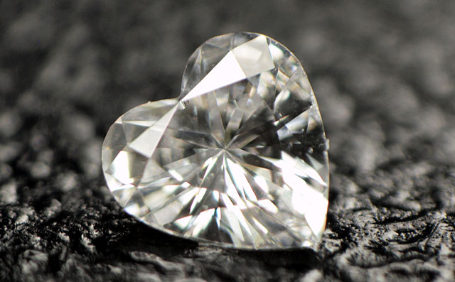 ダイヤモンドルース画像