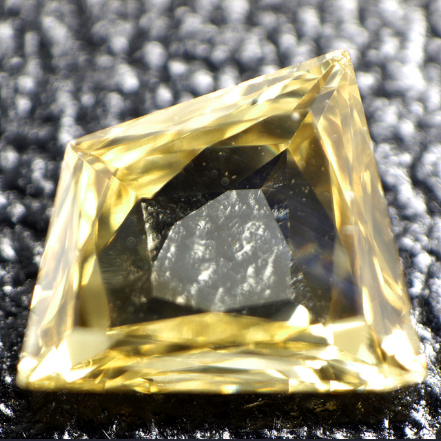 天然イエローダイヤモンド ルース 0.298ct, Fancy Light Brownish Yellow, SI-1, ファンシーカット,  【中央宝石研究所】【送料無料】