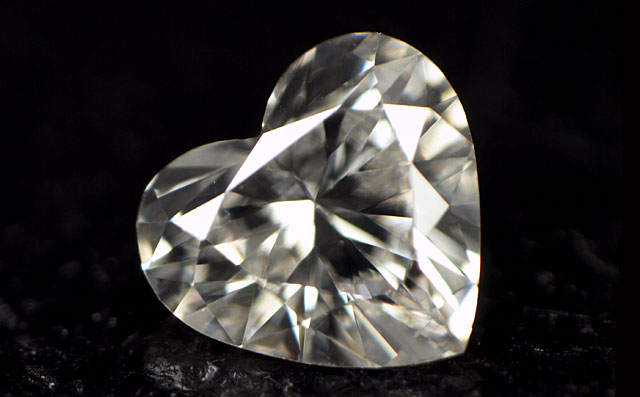 ダイヤモンドルース画像