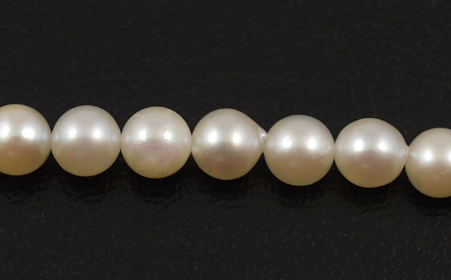 ベビーパールネックレス