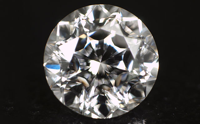 106面体カットダイヤモンド画像