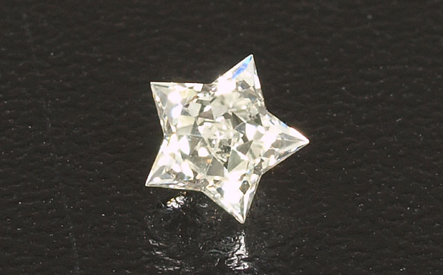 天然ダイヤモンド 五芒星の星型ルース 0.348ct, J, SI-1