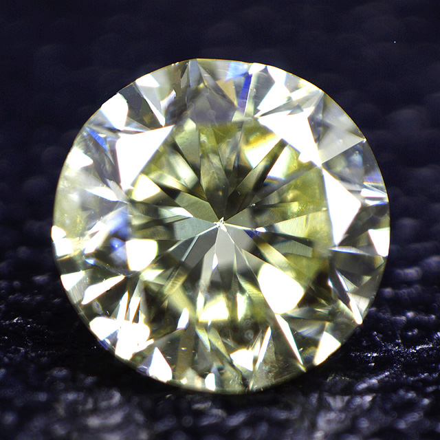 天然カメレオンダイヤモンド画像