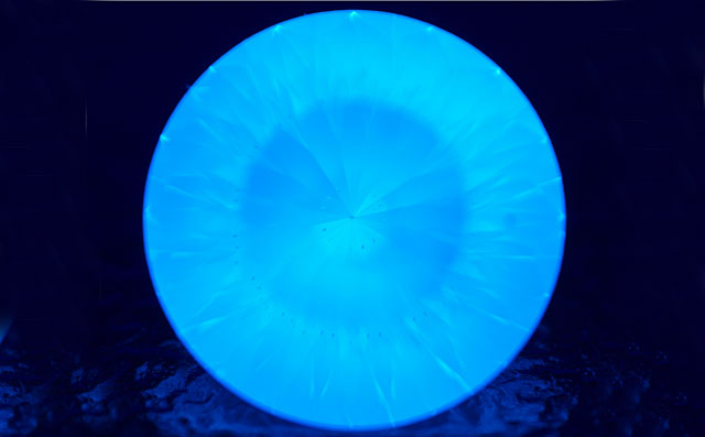 114面体カットダイヤモンド画像