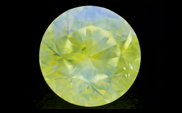 天然カメレオンダイヤモンド画像