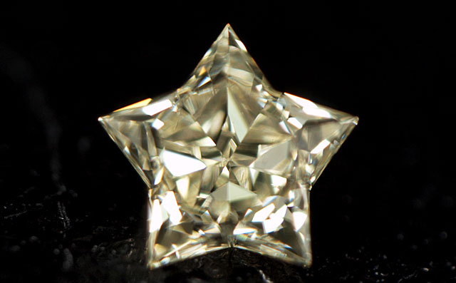 スターブリリアントカット(星型)ダイヤモンド画像