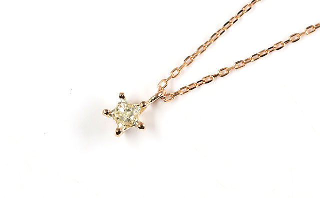 スターカット(星型)ダイヤモンド・ペンダントネックレス画像