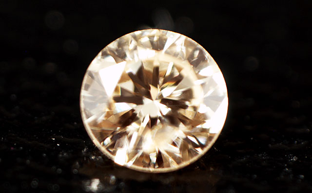 天然オレンジダイヤモンド画像