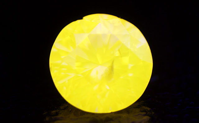 イエローダ イヤモンドルース画像