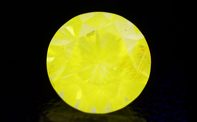 イエローダイヤモンドルース画像