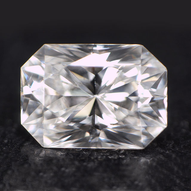 天然ダイヤモンド ルース(裸石) 0.338ct, Eカラー, VS-2,ラディアントカット 【 中央宝石研究所ソーティング袋付 】 【 送料無料 】