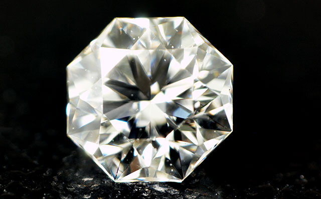 クリスタルムーンダイヤモンド画像