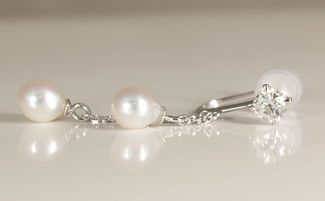 ダイヤイヤリング