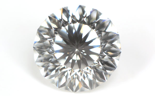 114面体カットダイヤモンド画像