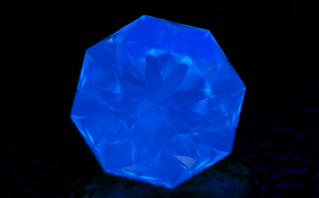 通称クリスタルムーンダイヤモンドルース画像