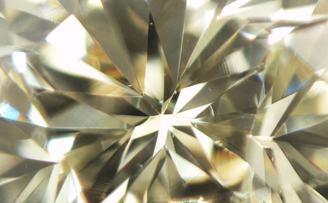 62面体カットカットダイヤモンドルース画像