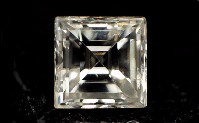 天然ダイヤモンドルース(裸石) 0.169ct, Fカラー, VS-2, スクエア・ステップ・カット, 中央宝石研究所 【 送料無料 】