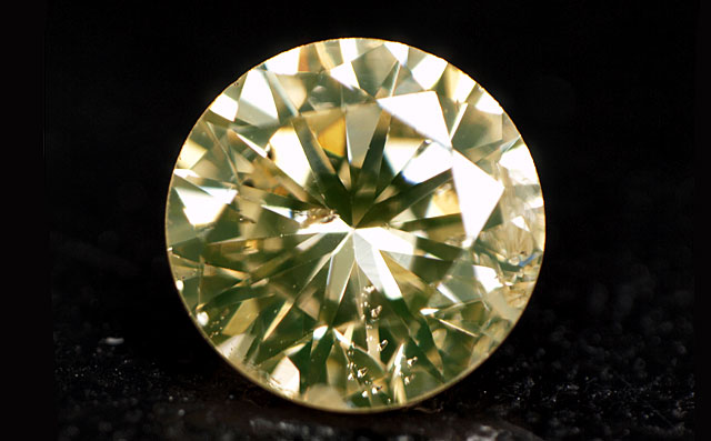 イエローダイヤモンドルース画像