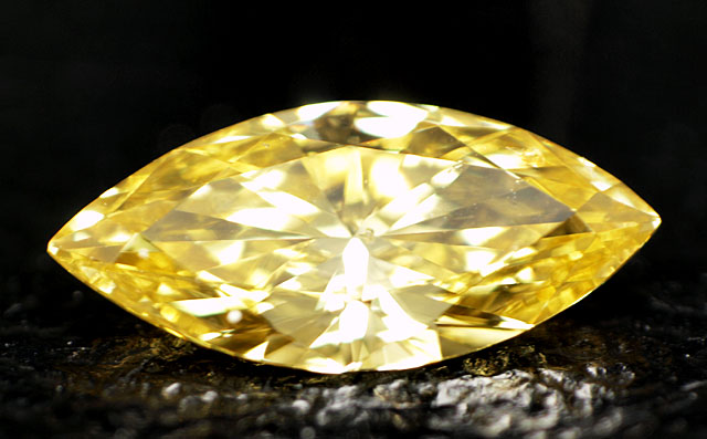 天然(ナチュラル)イエローダイヤモンド画像