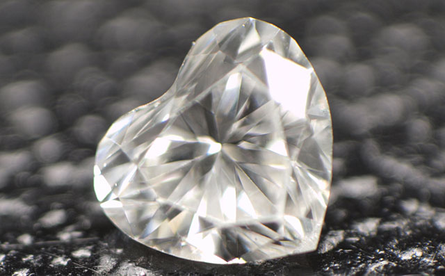 ダイヤモンドルース画像