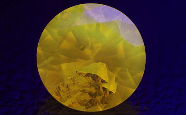 天然(ナチュラル)イエローダイヤモンド画像