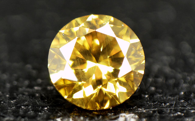 イエローダ イヤモンドルース画像