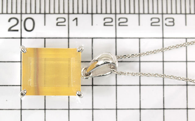 スリーカラー・フルオーライト(フローライト)画像