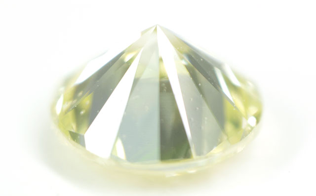 イエローダイヤモンドルース画像