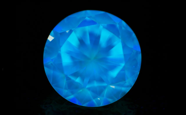 グリーンダイヤモンドルース画像