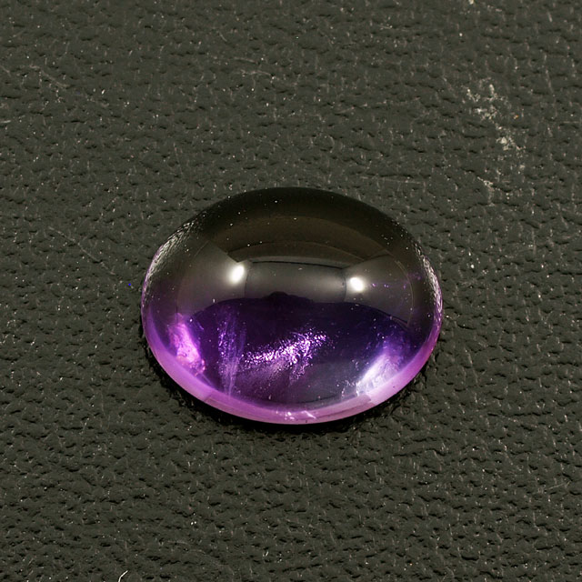カボションカットのアメジスト ルース(裸石) 1.860ct