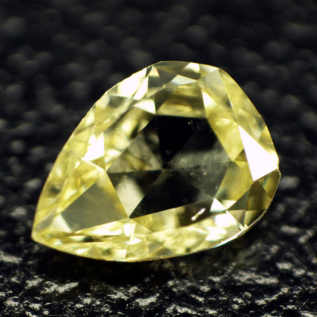 イエローダ イヤモンドルース画像