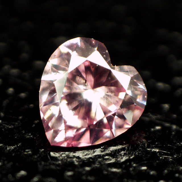 天然ピンクダイヤモンド ルース (裸石) 0.039ct, Fancy Intense Purplish Pink (ファンシー・インテンス