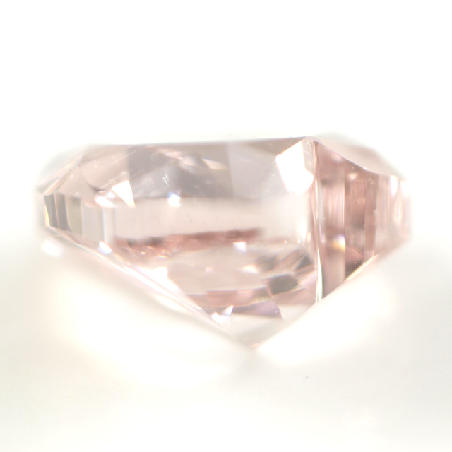 天然ピンクダイヤモンドルース (裸石) 0.091ct, Fancy Pink (ファンシー・ピンク), VS-2, ハートシェイプ 【 中央