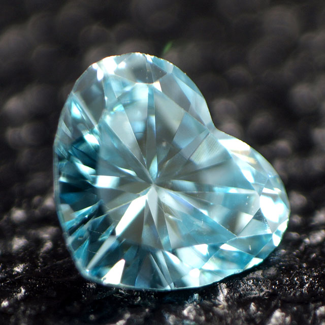 ダイヤモンドルース画像