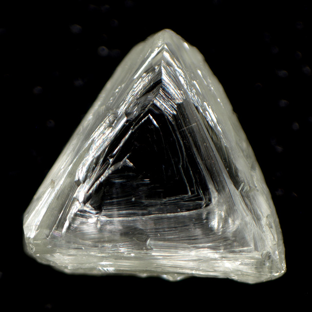 定番のお歳暮＆冬ギフト ダイヤモンド原石 ルース 0.190ct 【マクルと呼ばれる三角形の コレクション