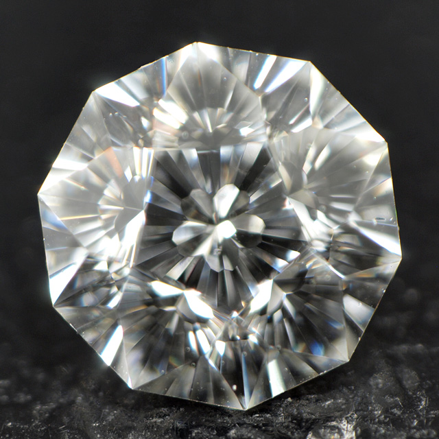 デカゴナルダイヤモンドルース画像