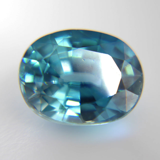 ブルージルコンルース