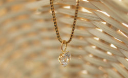 K18イエローゴールド キュービックジルコニア　チャーム画像