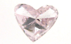 ハートシェイプカットピンクダイヤモンド画像