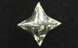 ナチュラルMカラーダイヤモンド画像